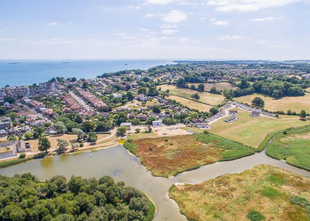 Salterns Village Seaview Kültér fotó